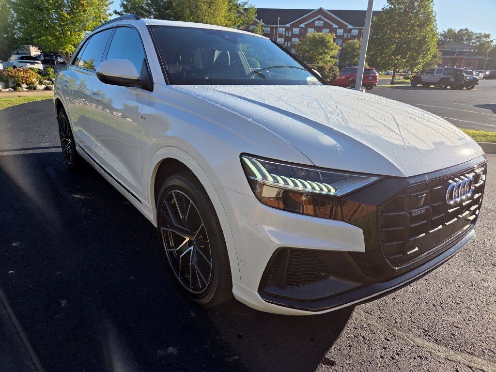 2023 AUDI Q8