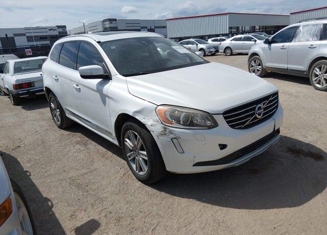 2017 VOLVO XC60