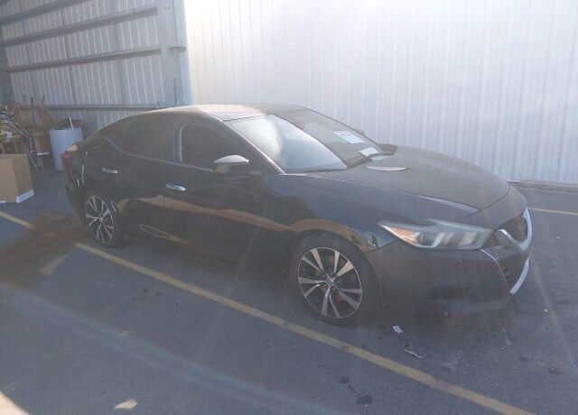 2017 NISSAN Maxima
