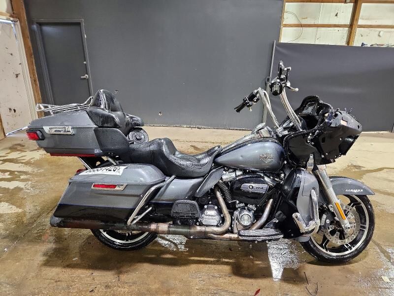 2022 HARLEY DAVIDSON FLTRK / Road Glide Limited