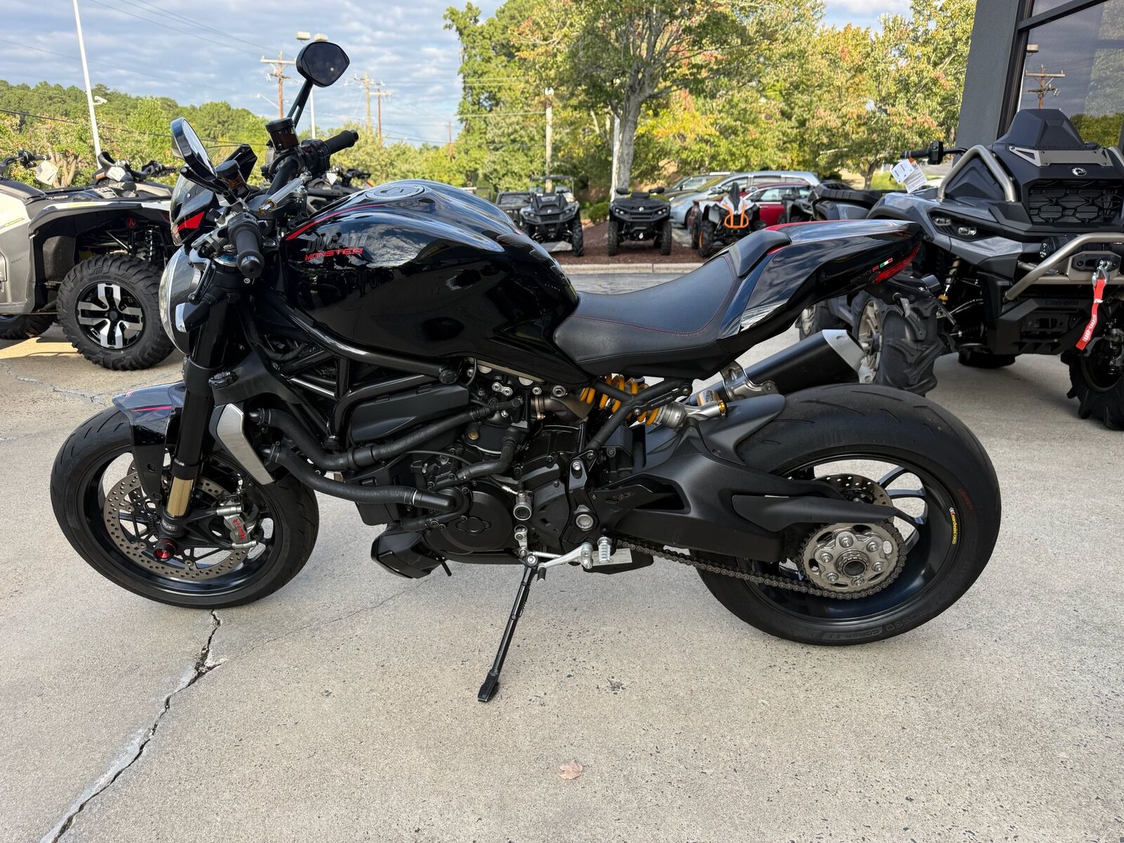 2016 DUCATI Monster