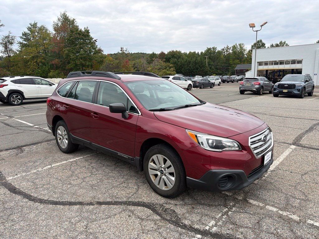 2017 SUBARU Outback