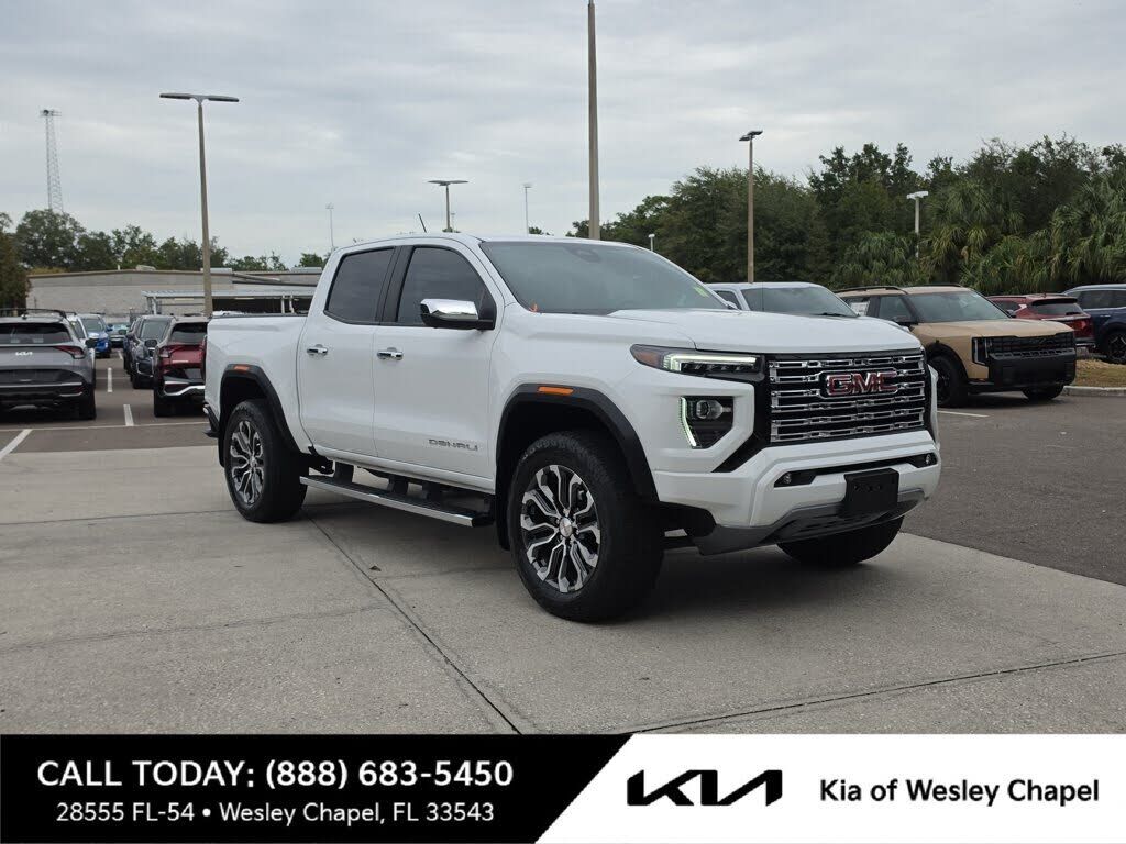2024 GMC Canyon