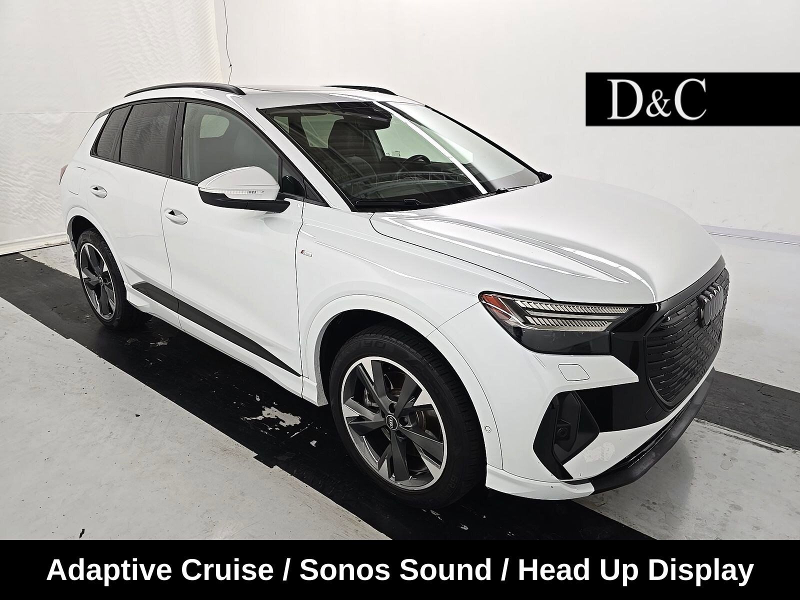 2023 AUDI Q4