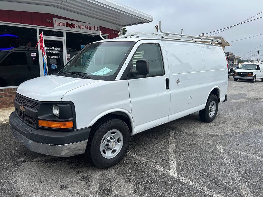 2013 CHEVROLET Express