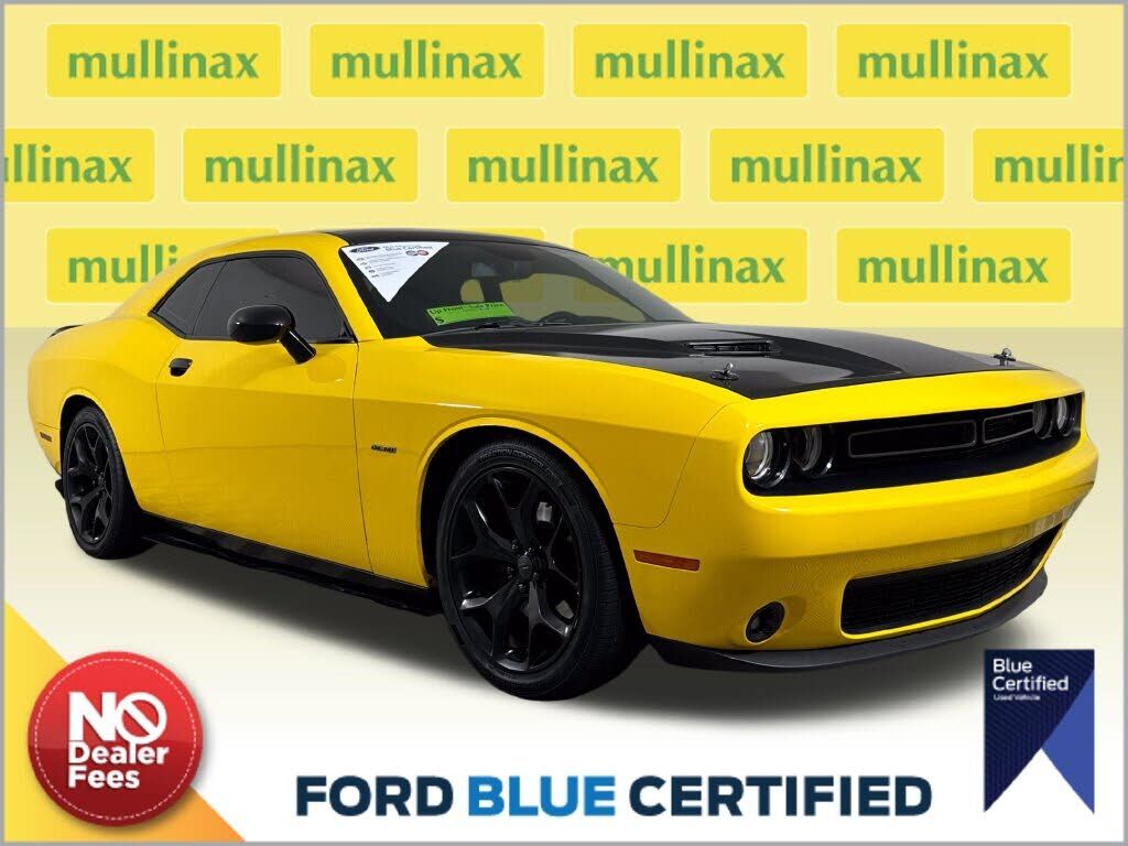 2017 DODGE Challenger