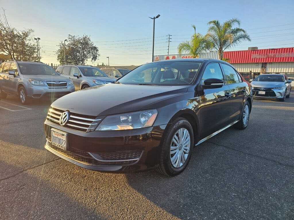 2014 VOLKSWAGEN Passat