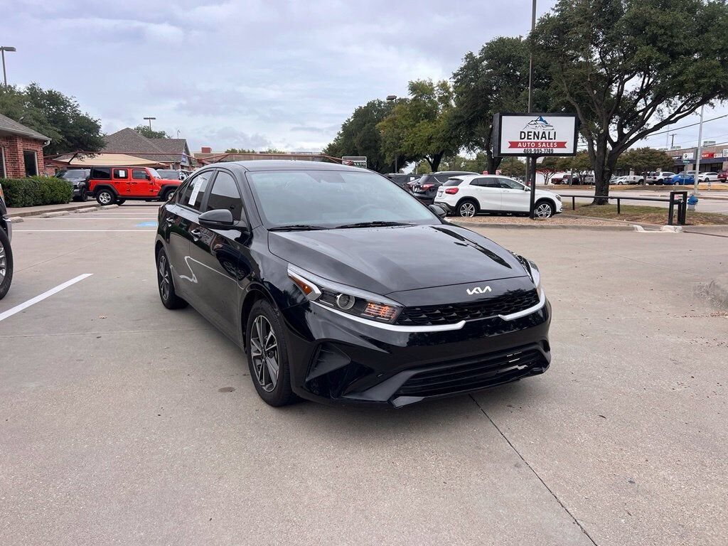 2023 KIA Forte