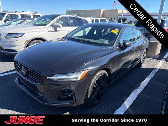 2024 VOLVO S60