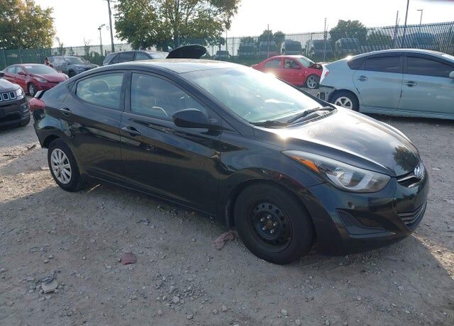 2016 HYUNDAI Elantra