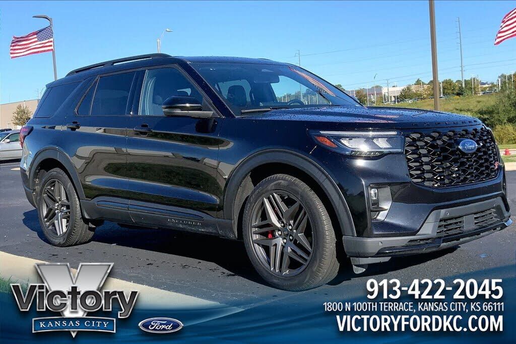 2025 FORD Explorer