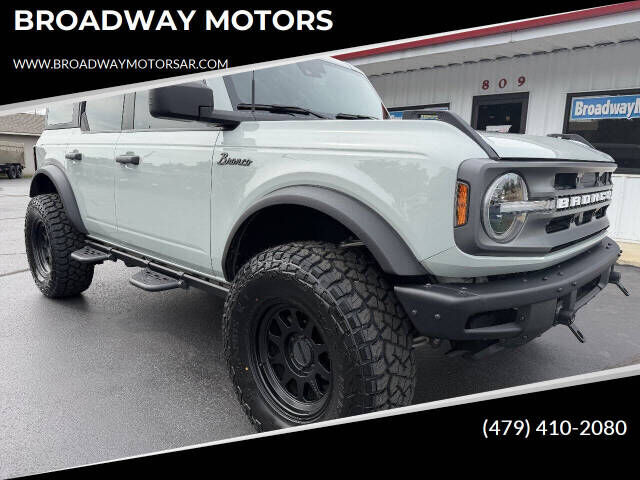 2024 FORD Bronco