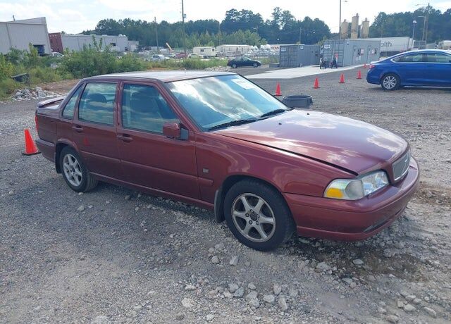2000 VOLVO S70
