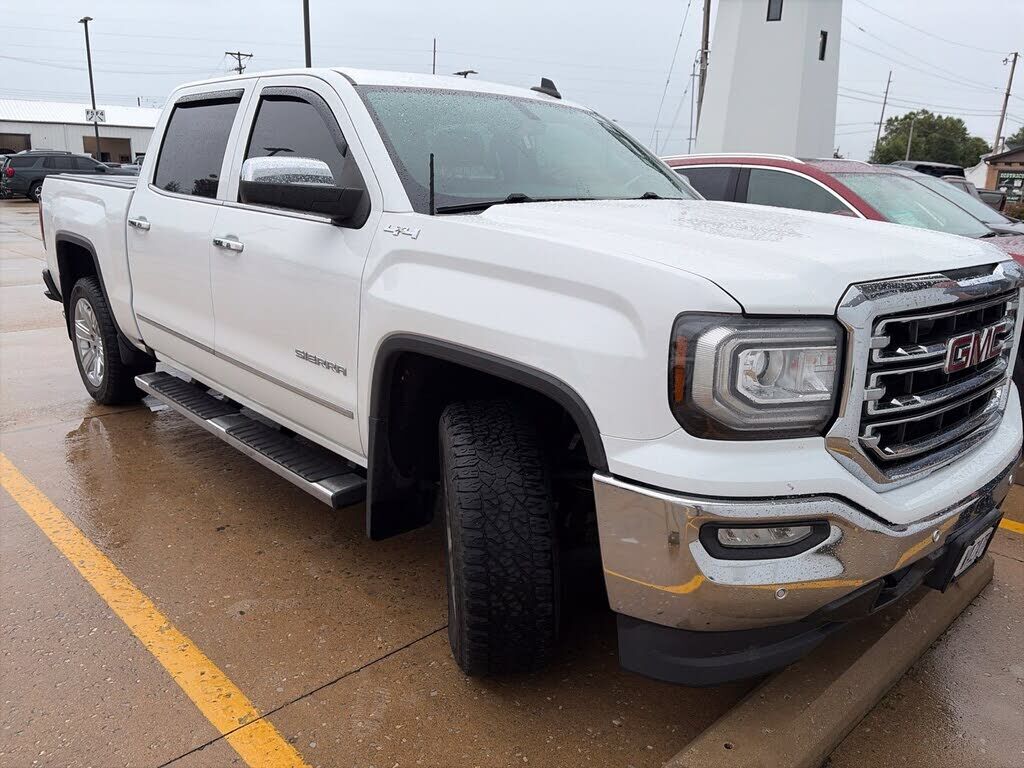 2017 GMC Sierra