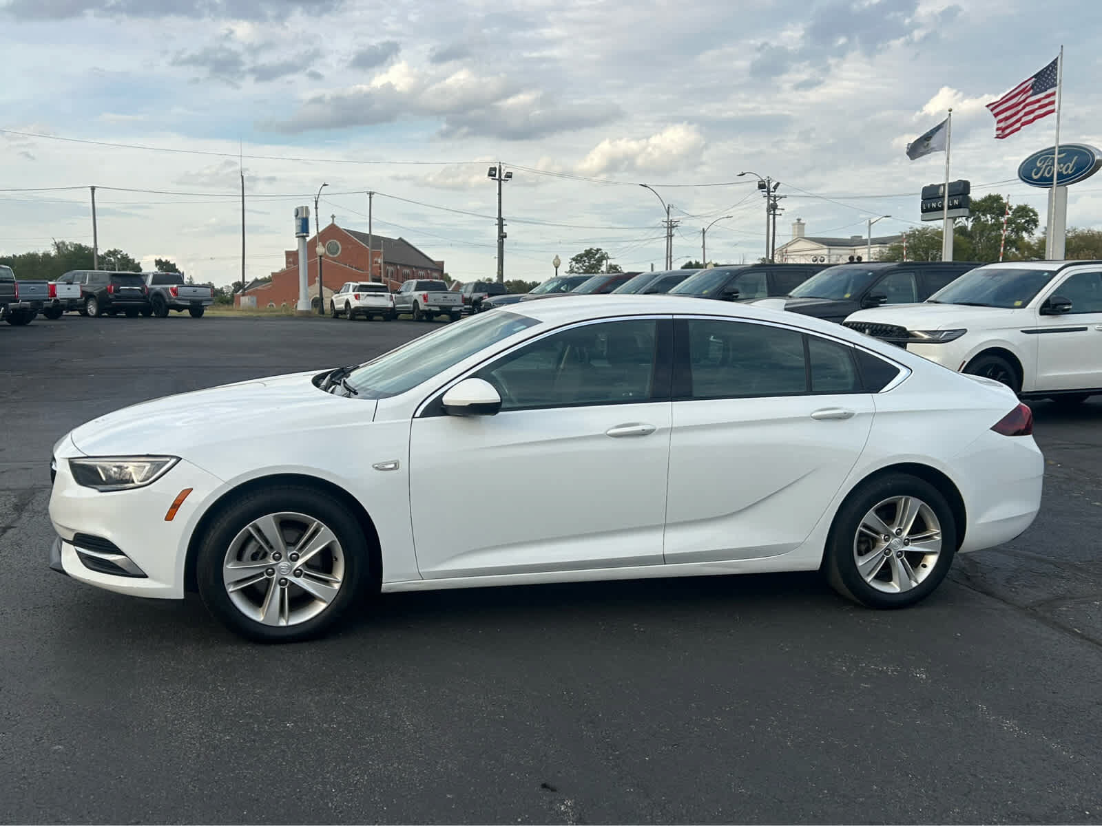 2019 BUICK Regal