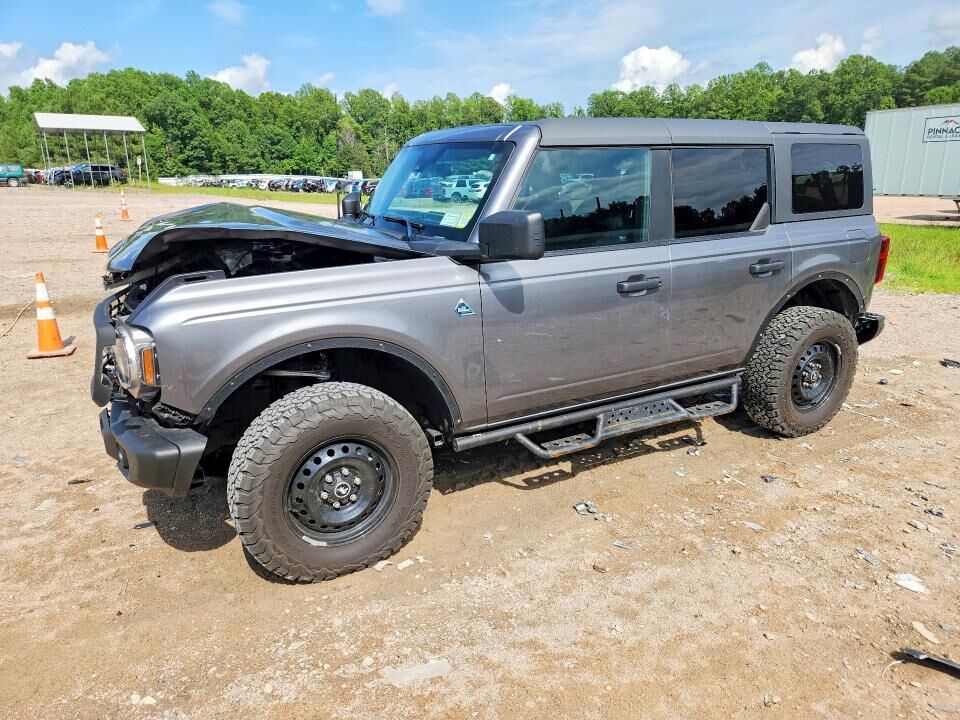 2023 FORD Bronco