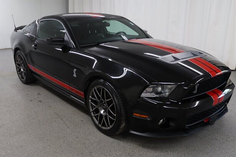 2011 FORD Mustang