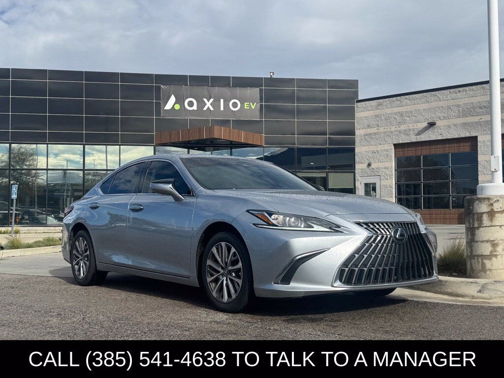 2024 LEXUS ES