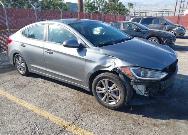2018 HYUNDAI Elantra