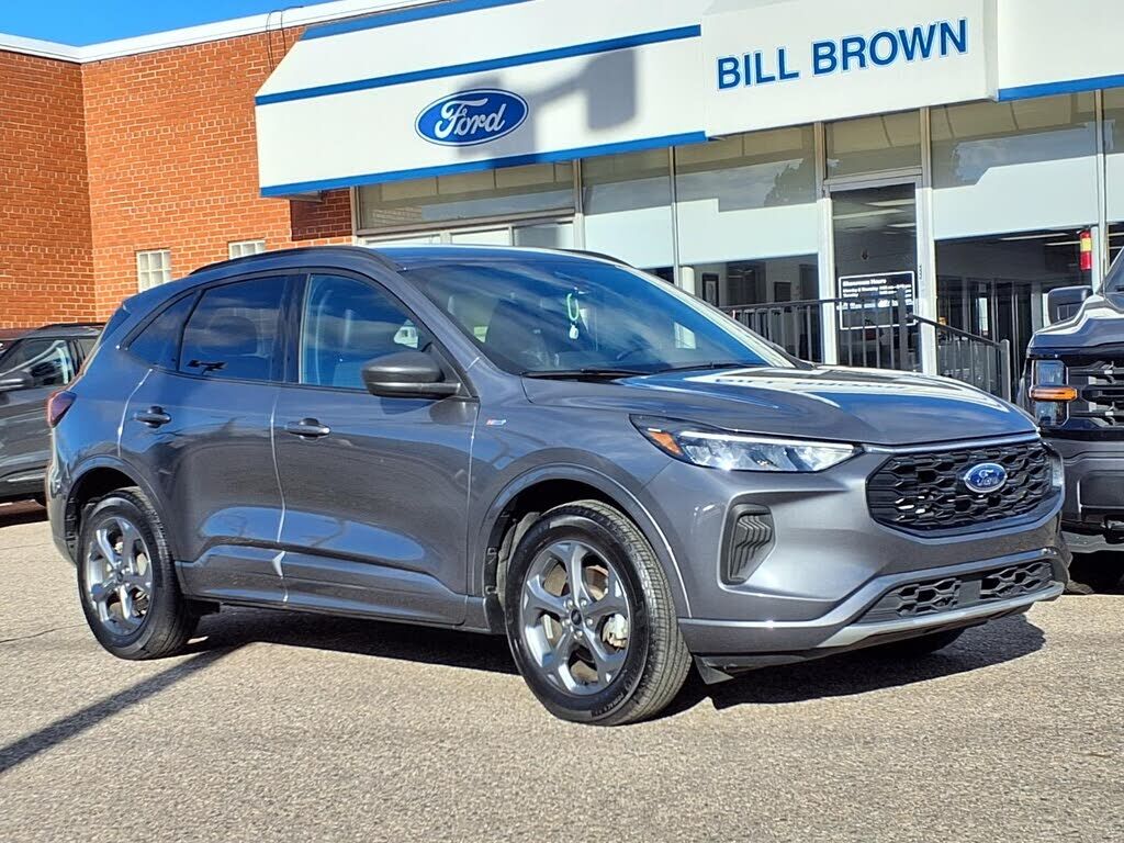 2024 FORD Escape