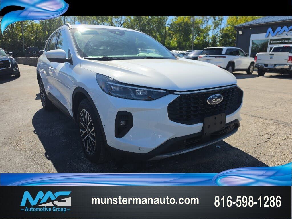 2023 FORD Escape
