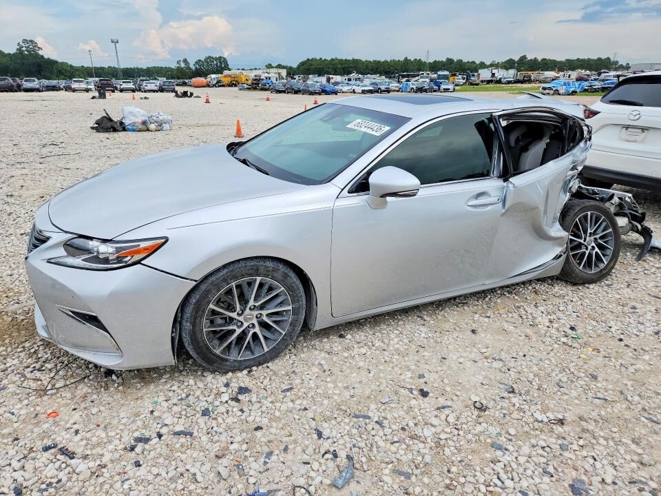 2016 LEXUS ES