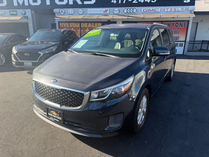 2017 KIA Sedona