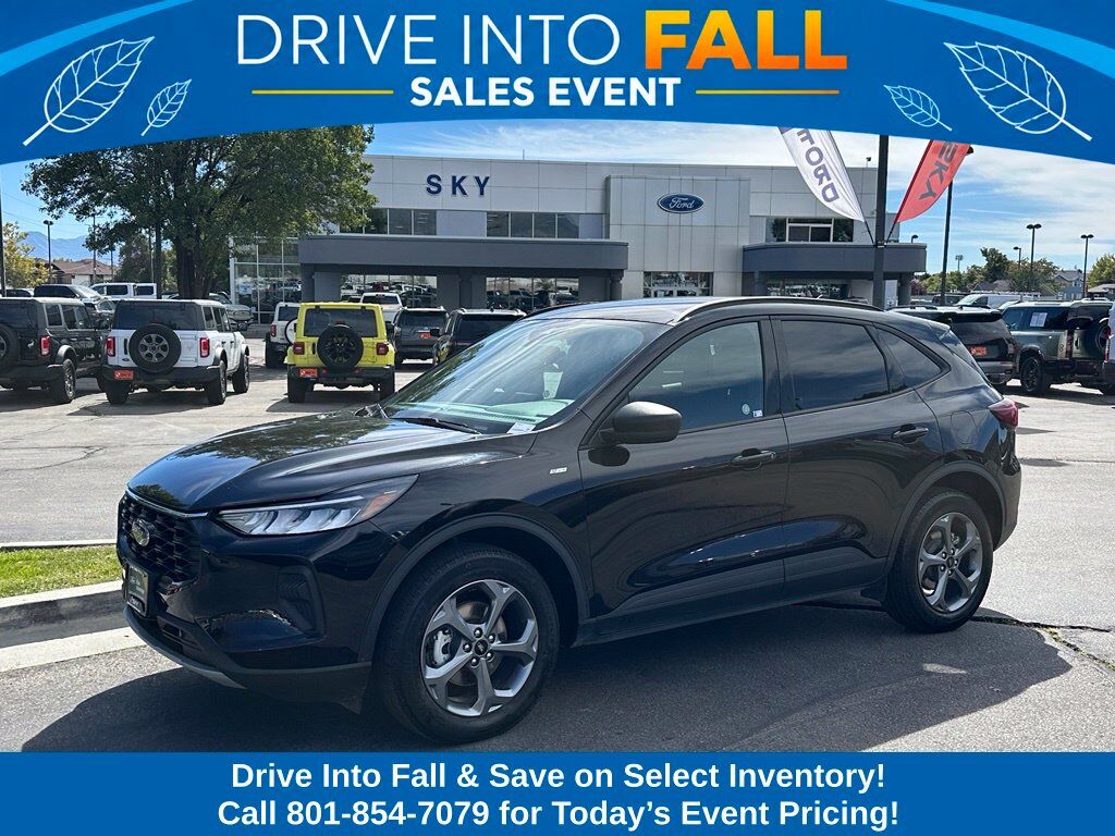 2025 FORD Escape