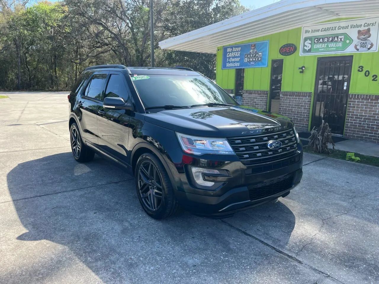 2017 FORD Explorer
