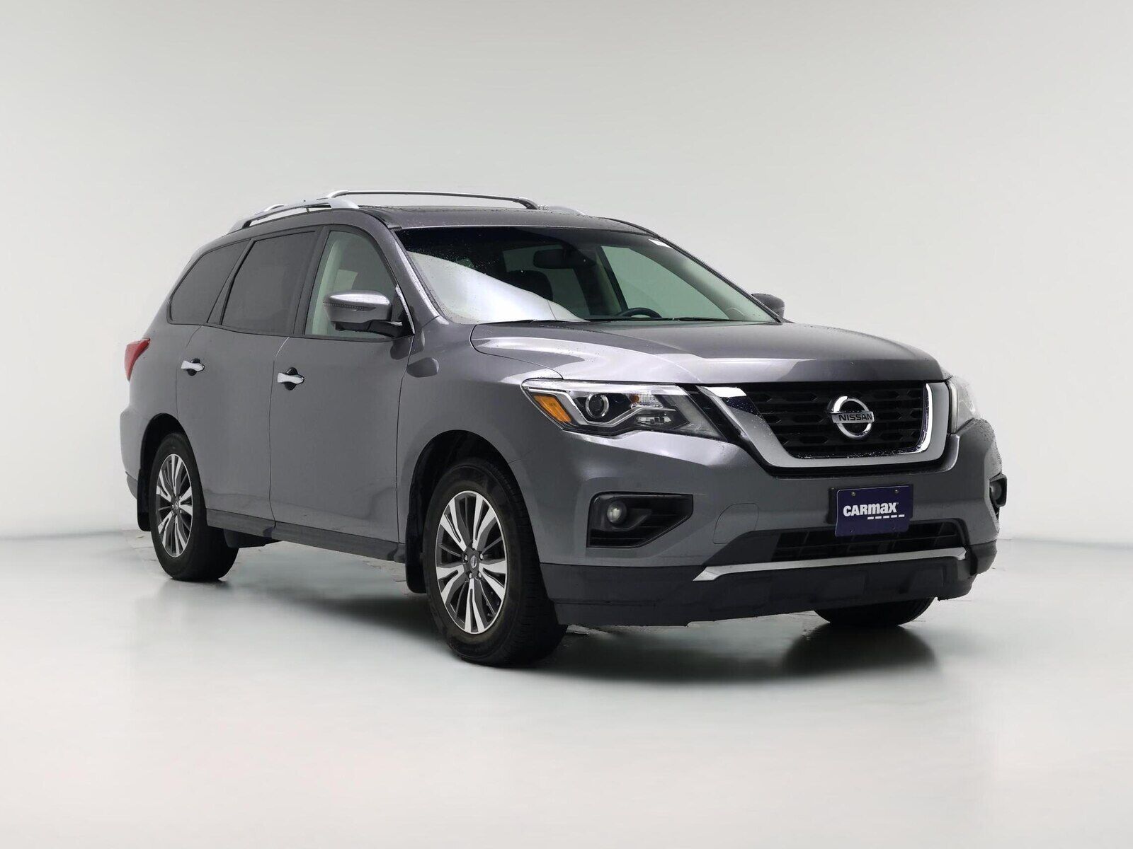 2017 NISSAN Pathfinder