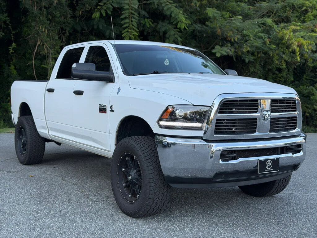 2011 DODGE Ram