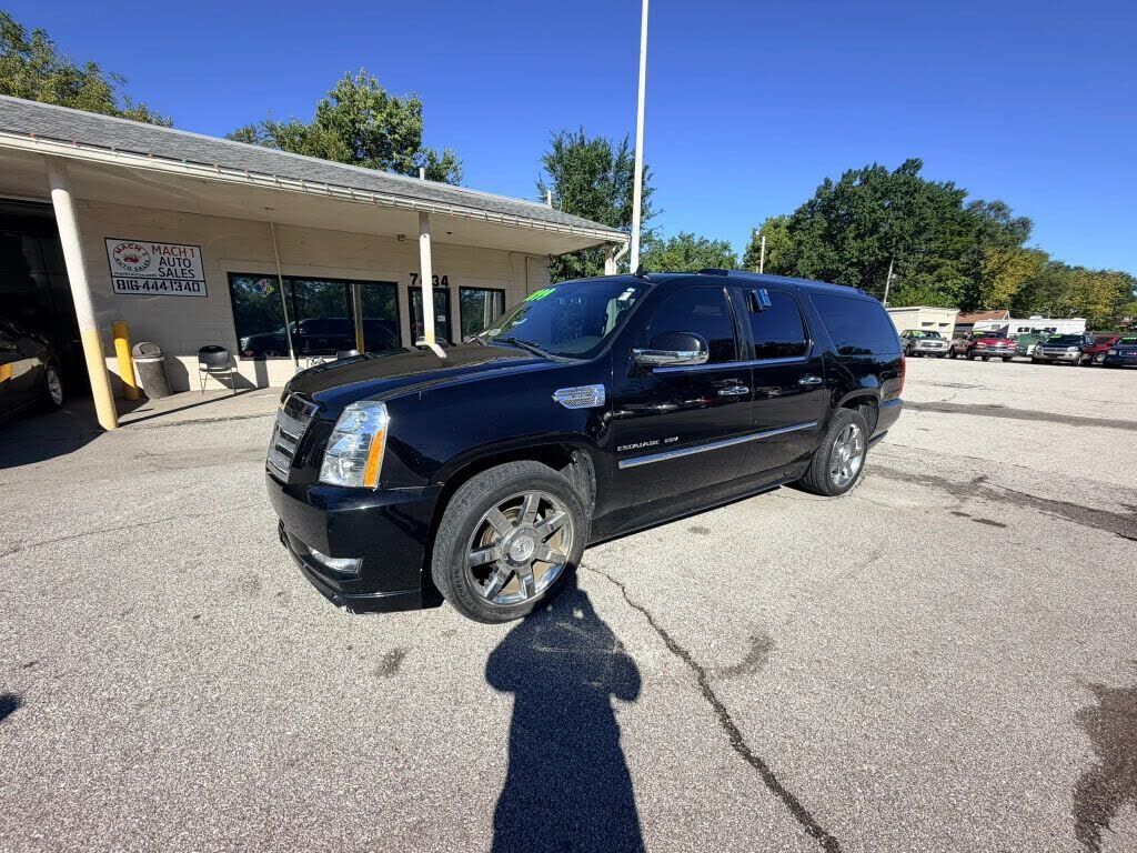 2012 CADILLAC Escalade