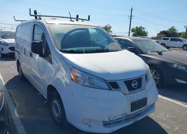 2020 NISSAN NV200