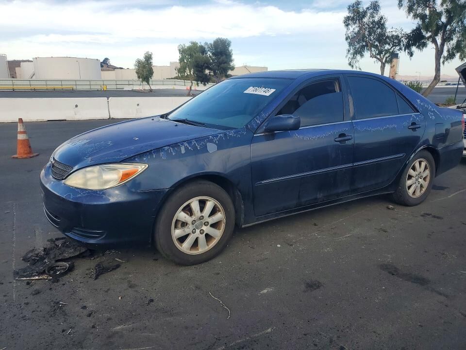 2002 TOYOTA Camry
