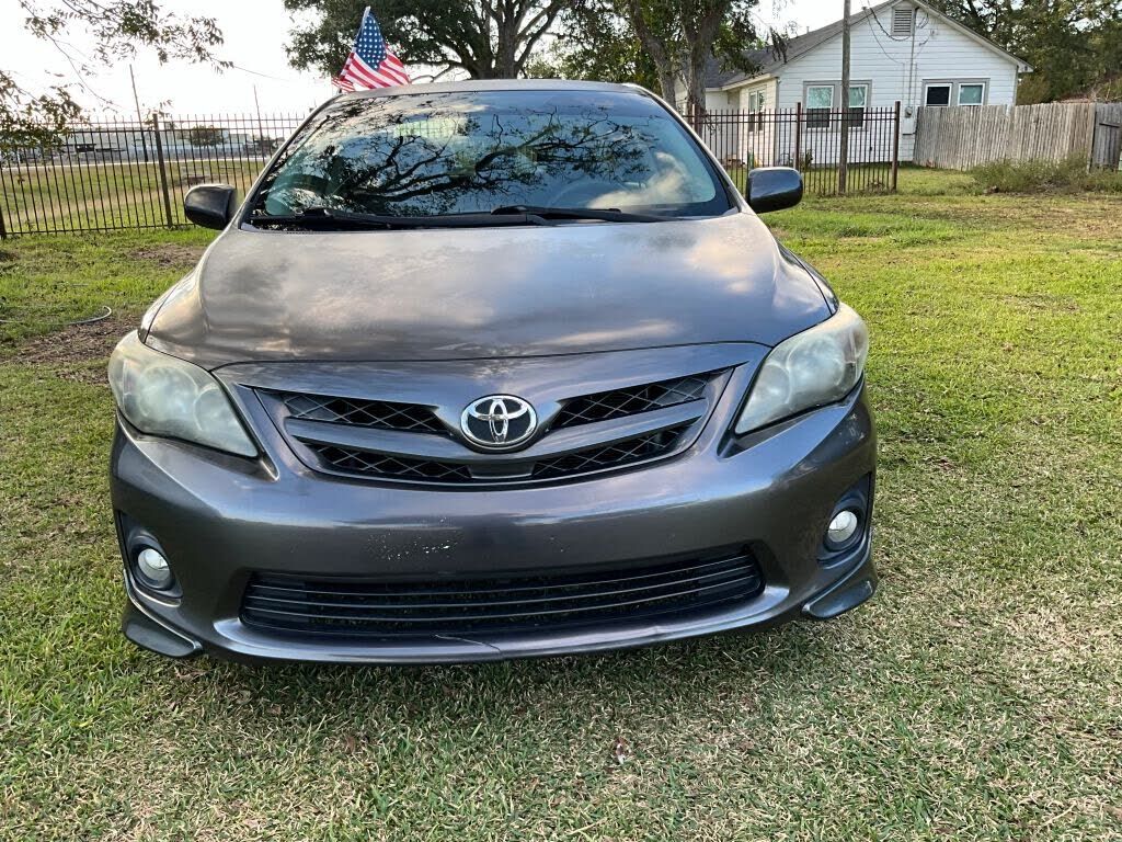 2013 TOYOTA Corolla