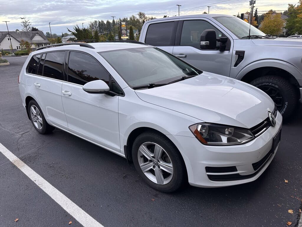 2015 VOLKSWAGEN Golf SportWagen