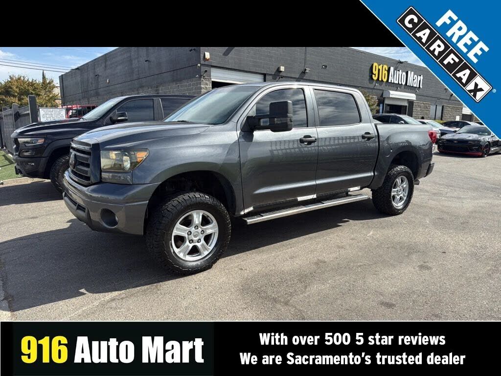 2011 TOYOTA Tundra