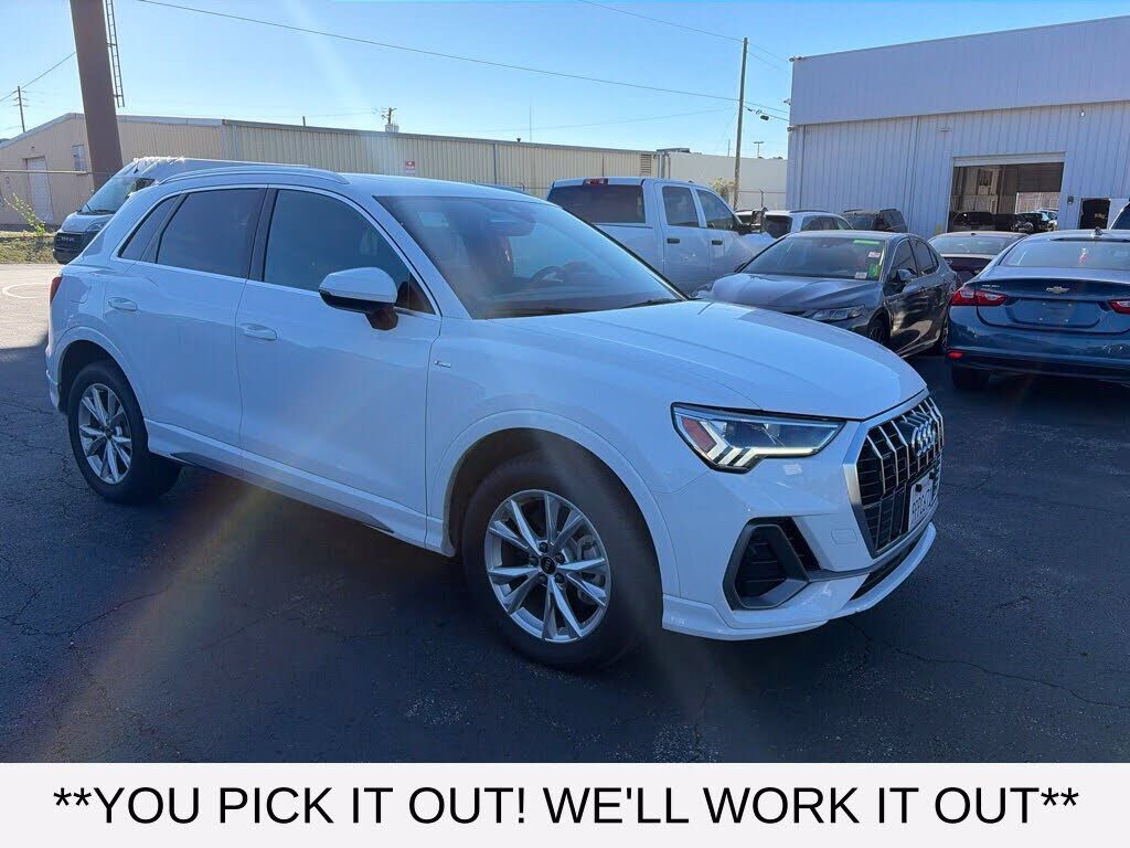2025 AUDI Q3