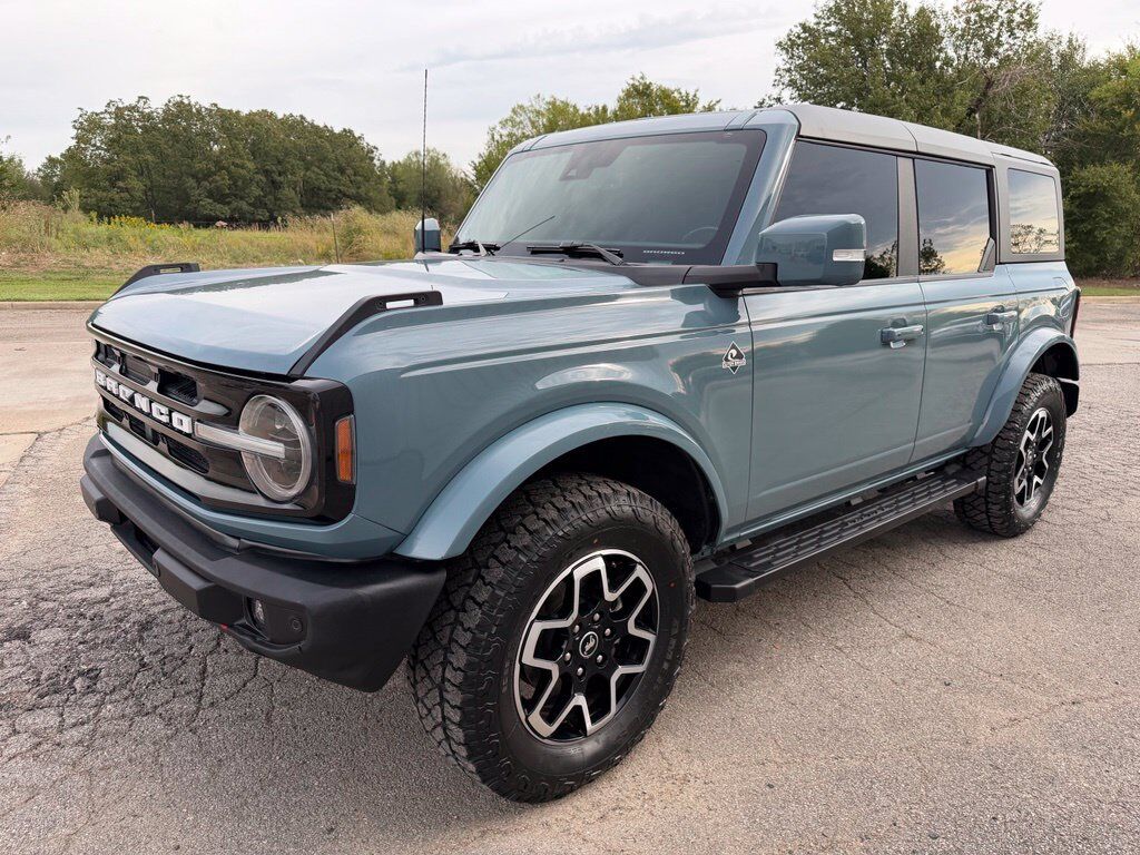 2022 FORD Bronco