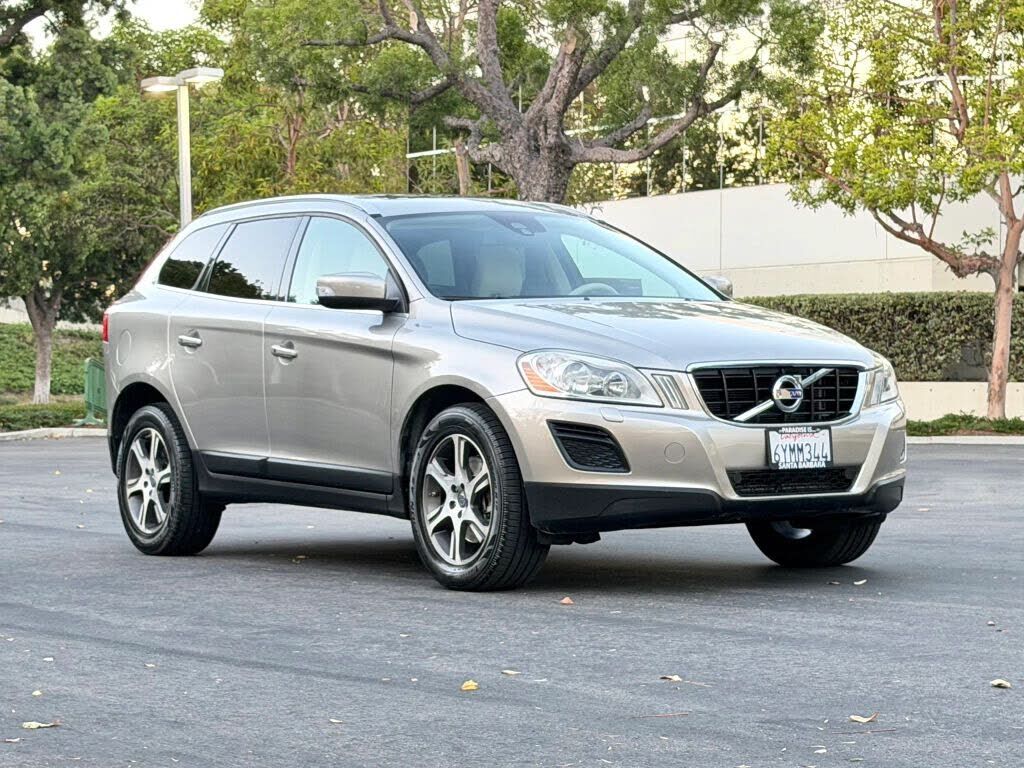 2013 VOLVO XC60