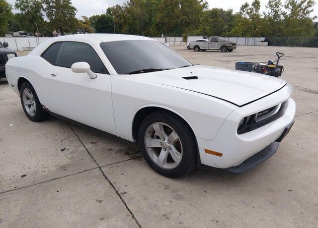 2013 DODGE Challenger