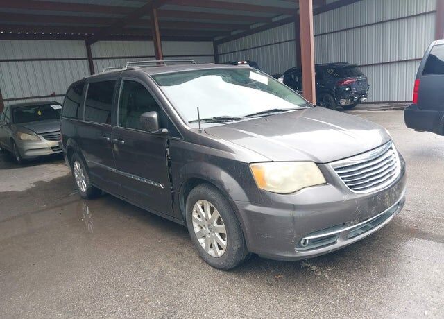 2015 CHRYSLER Town and Country