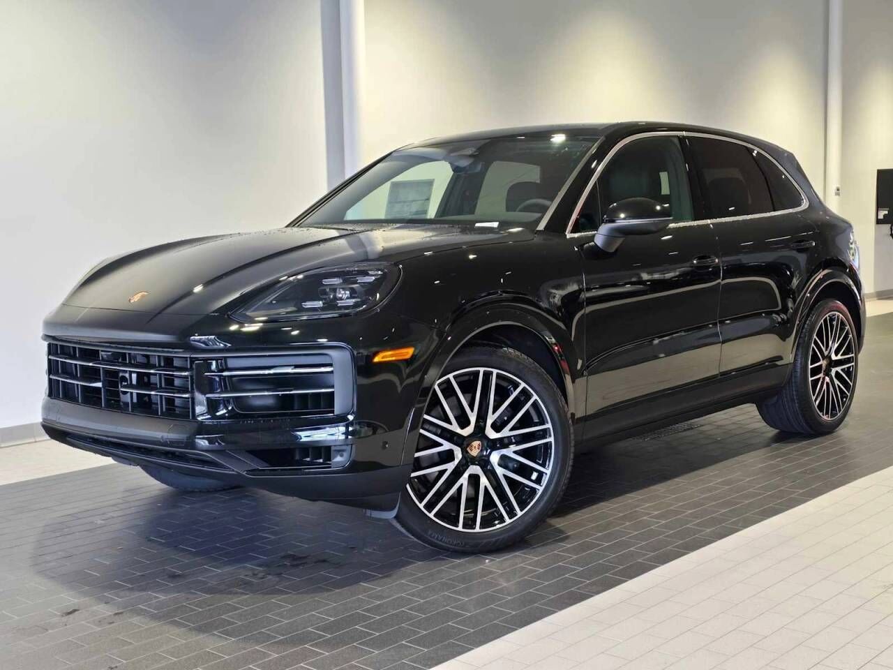 2026 PORSCHE Cayenne