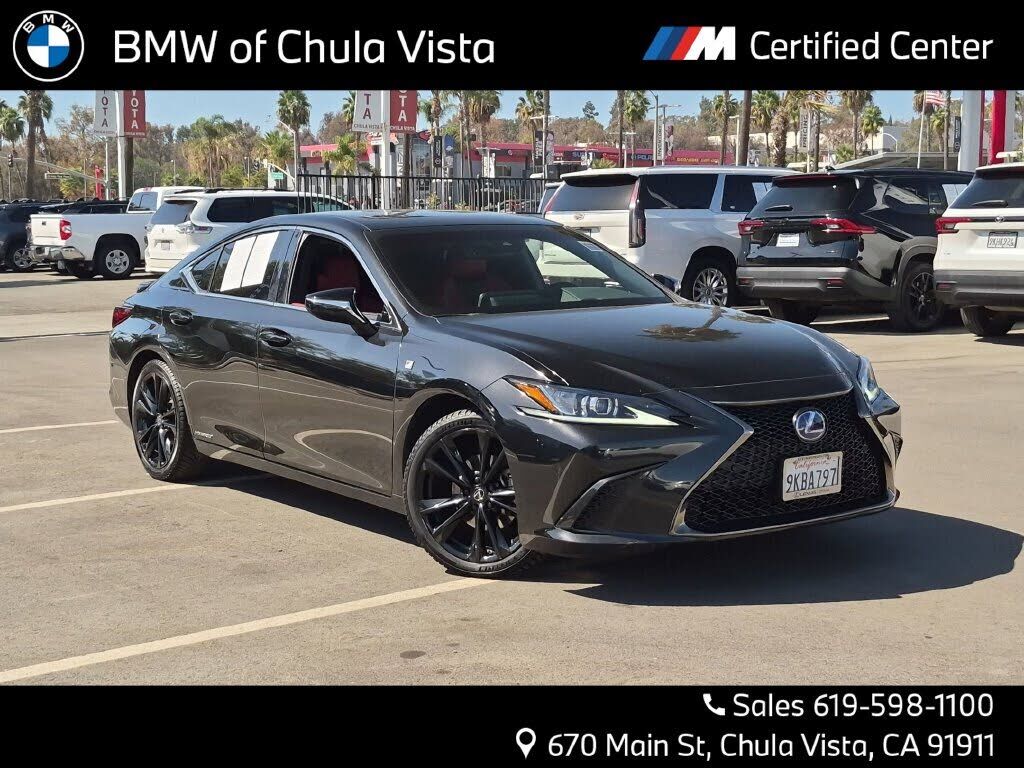 2022 LEXUS ES