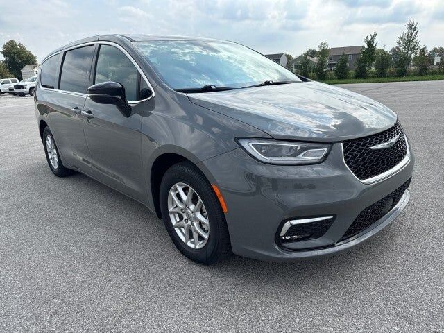 2025 CHRYSLER Pacifica