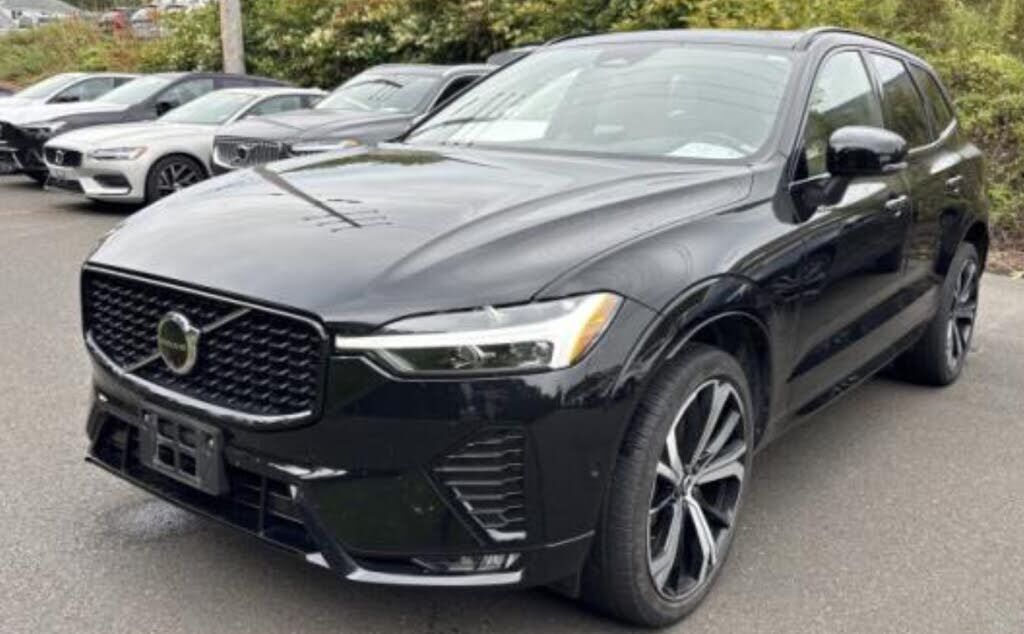 2024 VOLVO XC60