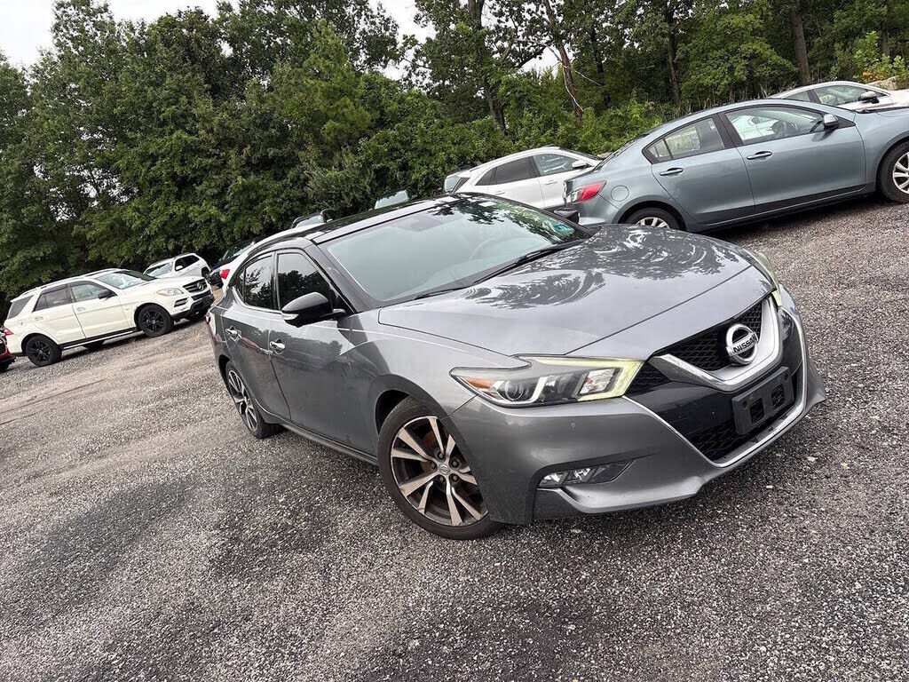 2017 NISSAN Maxima