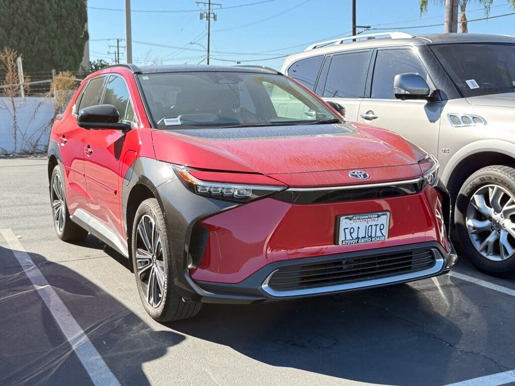 2024 TOYOTA bZ4X