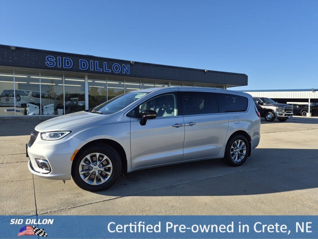 2024 CHRYSLER Pacifica