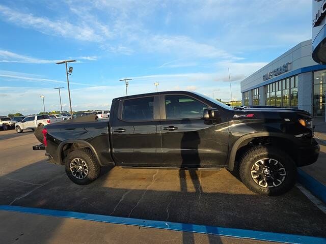 2025 CHEVROLET Silverado